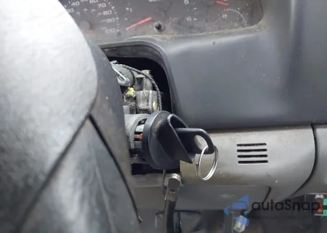 2003 Ford F-250 Xl/Xlt from USA, damaged, VIN 1FTNF21L13EC77627